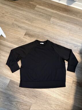 Zenana Outfitters Black Boxy Crewneck Sweatshirt